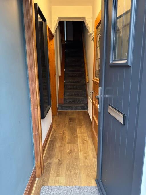 Stylish, Spacious And Central 4 Bedroom House ベルファスト エクステリア 写真